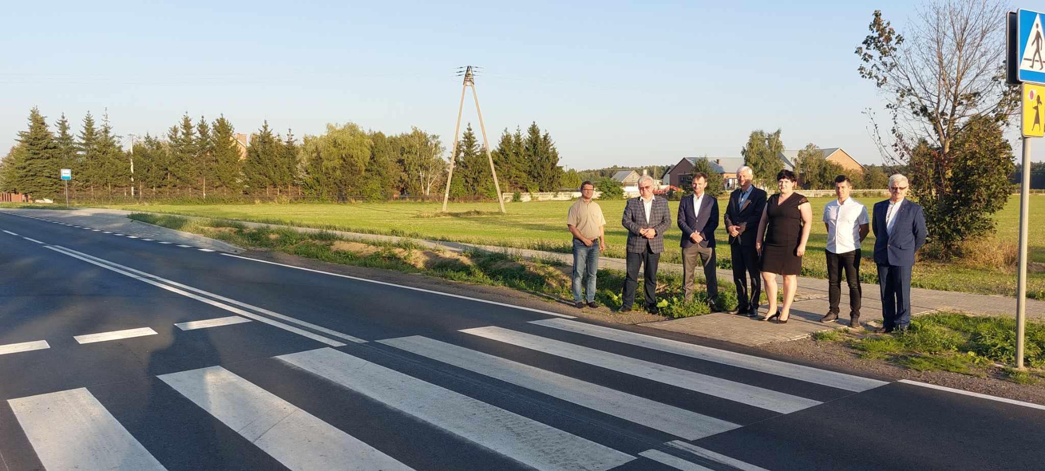 W gminie Trzebieszów coraz bezpieczniej. Planowany remont drogi 806 zakończony.